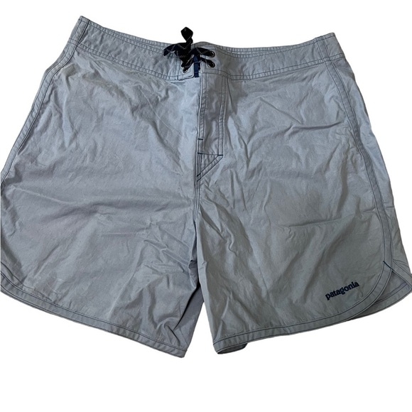 Patagonia Men's Plume Gray Drawstring Shorts - Picture 2 of 12
